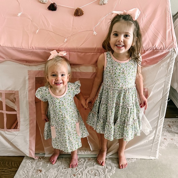 🎀Meet Your Seller🎀 - Picture 4 of 4